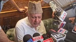 Farooq Abdullah Vows Vigorous Push for Omar’s J&K Statehood Signature Campaign