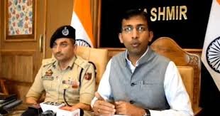 Over 1.3 Lakh Metric Tonnes of Fresh Fruits Transported From Kashmir in 10 Days: Officials