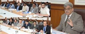 CS Reviews Critical Care Health Projects Under PM-ABHIM & ECRP-II in J&K