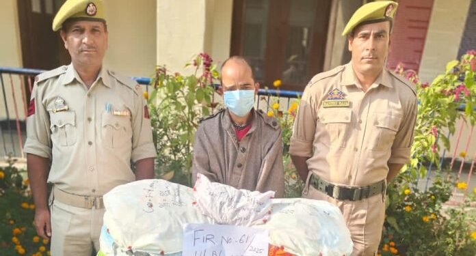 Kashmir Police Bust Major Drug Haul, Arrest Five Peddlers