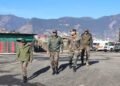 GOC White Knight Corps Reviews Security in Kishtwar, Directs Troops to Stay Alert