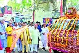 LG Manoj Sinha Flags Off Vaishno Devi Chhadi Yatra from Kol Kandoli Temple