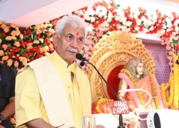 Beyond Marks: LG Sinha Calls for Future-Ready Classrooms