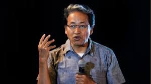 Sonam Wangchuk Receives Grand Welcome in Kargil, Calls for Unity & Equal Rights for Ladakh