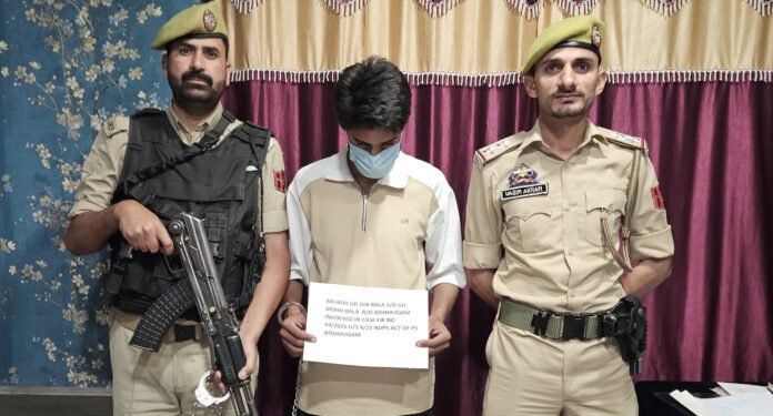 Anantnag Police Intensify Anti-Drug Crackdown, 3 FIRs Registered; Heroin And Charas Seized