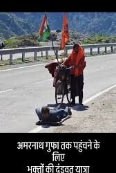 9 Months, One Mission: Youths’ ‘Dandavat Yatra’ Towards Amarnath Shrine Inspires Faith & Unity