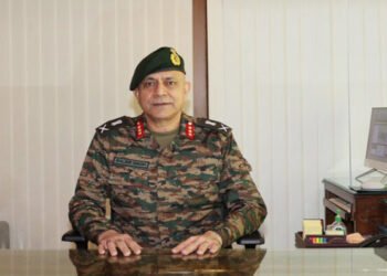 ⚔️ New Command at LoC: Lt Gen Balbir Singh Takes Charge of Strategic Chinar Corps