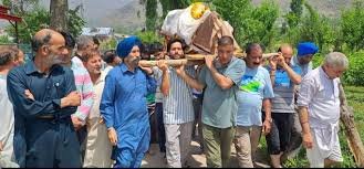 Communal Harmony Shines In Kashmir: Muslims, Sikhs Join Last Rites Of Kashmiri Pandit Woman In Tral