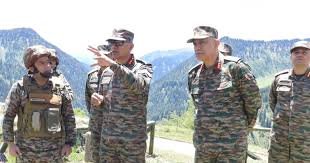 Northern Army Commander Reviews Anti-Infiltration Grid, Operational Preparedness Along LoC In Kupwara