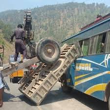 Two BSF Personnel Injured in Multi-Vehicle Collision on Jammu-Srinagar National Highway During Yatra Deployment