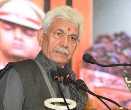 LG MANOJ SINHA CALLS ON KASHMIRI PANDITS TO BUILD INDUSTRIES, INSTITUTIONS IN J&K; TERMS THEIR RETURN A SYMBOL OF NEW ERA