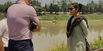 Transport Secretary Reviews Preparations For Jhelum River Cruise Project In Srinagar