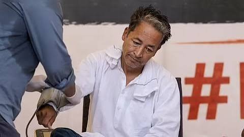 Day 24 of CJP Protest: Sonam Wangchuk Loses 8.2 Kg During 16-Day Hunger Strike; CJP Urges Centre to Act