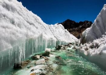 🛰️ ISRO Deploys Space Technology to Monitor Glaciers, GLOFs & Avalanches in Ladakh