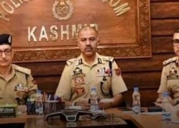 DGP Nalin Prabhat Reviews J&K Security Grid Ahead of Independence Day Celebrations