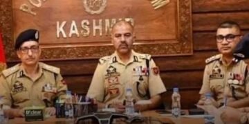 DGP Nalin Prabhat Reviews J&K Security Grid Ahead of Independence Day Celebrations
