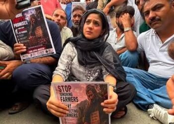 Iltija Mufti Accuses NC Government of Ignoring Kashmir’s Fruit Growers