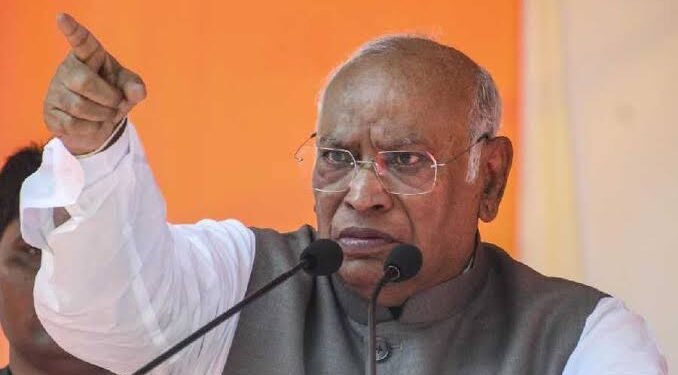 Kharge Accuses Modi Government of Failing Youth, Calls for ‘Education-to-Employment Roadmap’