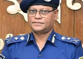 Bangladesh Police Chief Says Force Is Ready for “Crossfire” if Government Gives Approval — Rights Concerns Resurface