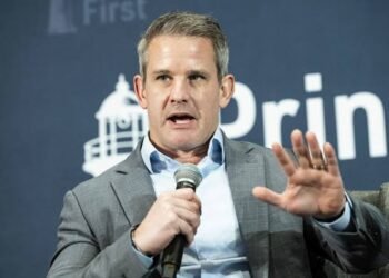 Controversy Over US-Venezuela Oil Deal: Ex-Congressman Flags Businessman’s Money-Laundering Investigations