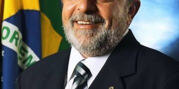 Brazil Cuts Fuel Taxes and Expands Subsidies Ahead of Lula–Flávio Bolsonaro Presidential Runoff