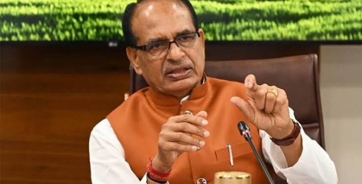 SHIVRAJ SINGH CHOUHAN TAKES A DIG AT RAHUL GANDHI: “FAILED PRODUCT” REMARK SPARKS FRESH POLITICAL SPARRING OVER BJP’S EXPIRY DATE