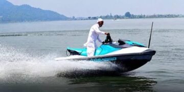 DAL LAKE MOTORBOAT BAN LEAVES OPERATORS IN LIMBO — LIVELIHOODS AND ENVIRONMENTAL PROTECTION IN FOCUS